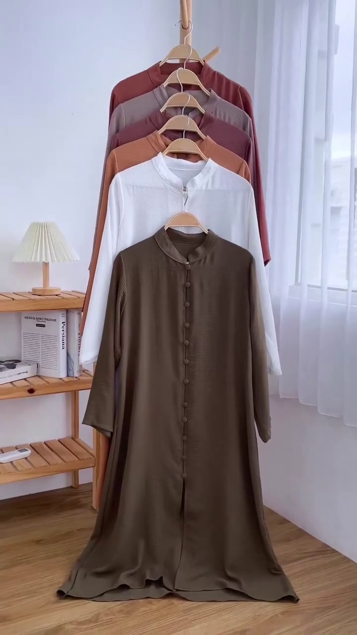 Urban Modesty Button Top